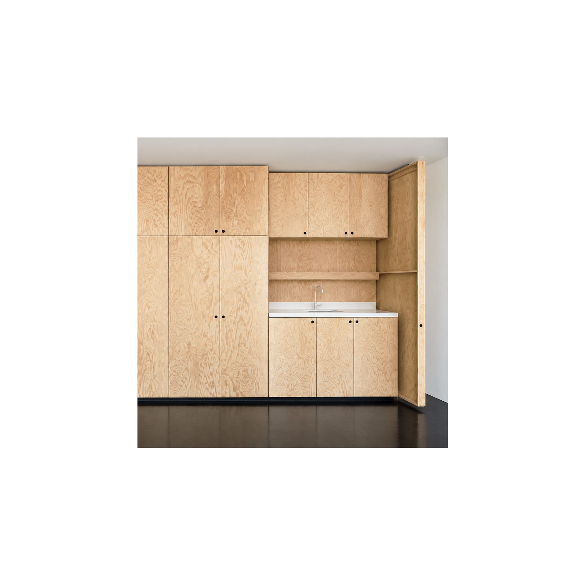 30m²